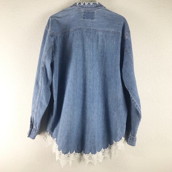 Vintage Levi's Chambray Denim Shirt Shacket Oversized Upcycled Doily Lace Boho L - Picture 2 of 16